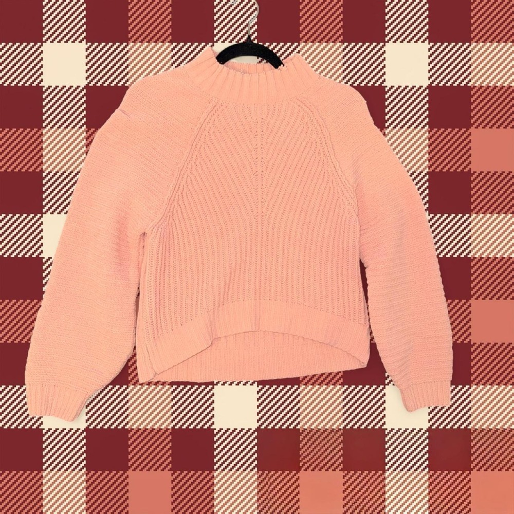 Almost Famous‎ Pink Mock Neck Chenille Sweater Women's Medium Cropped Cozy